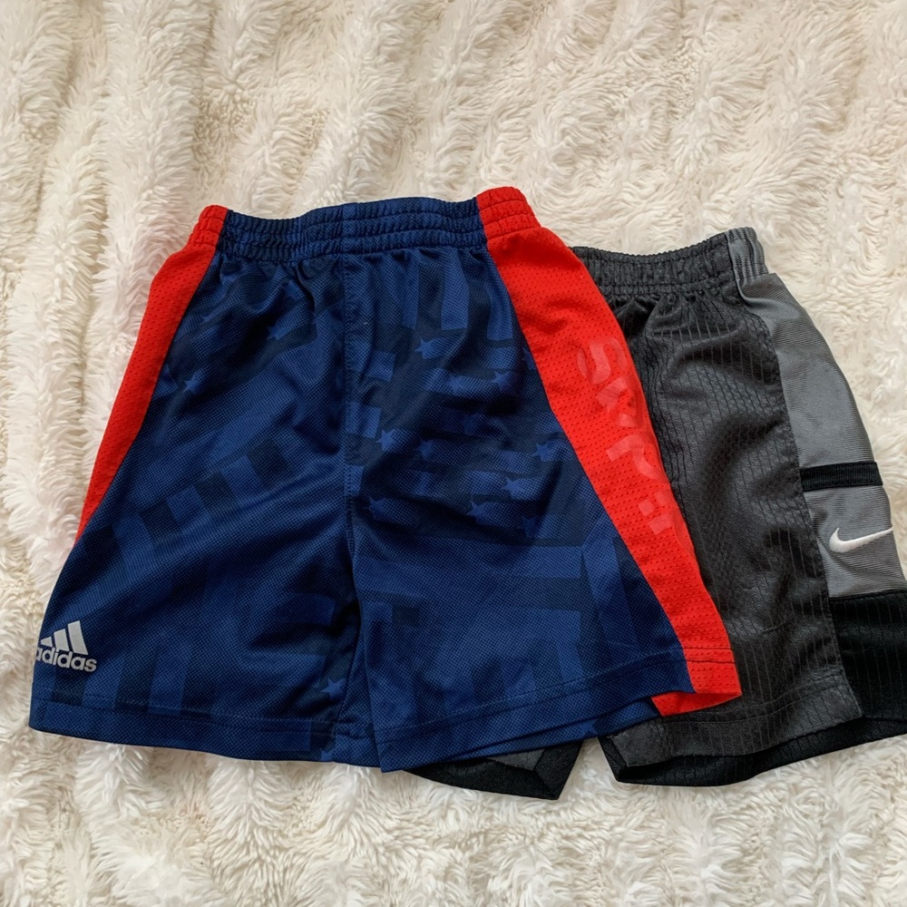 Bundle of shorts